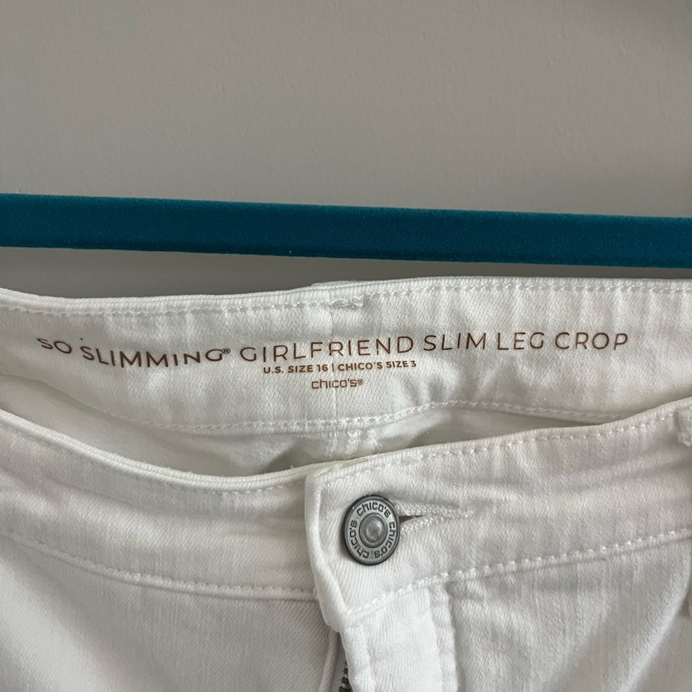 Chico's White Girlfriend Slim Leg Crop Jeans
